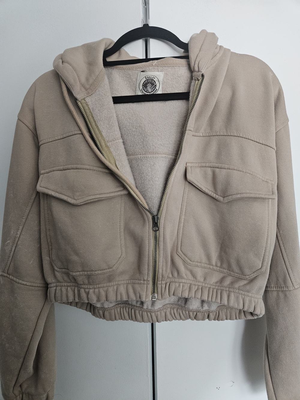 Cropped Fleece-Lined Hooded Jacket in Beige